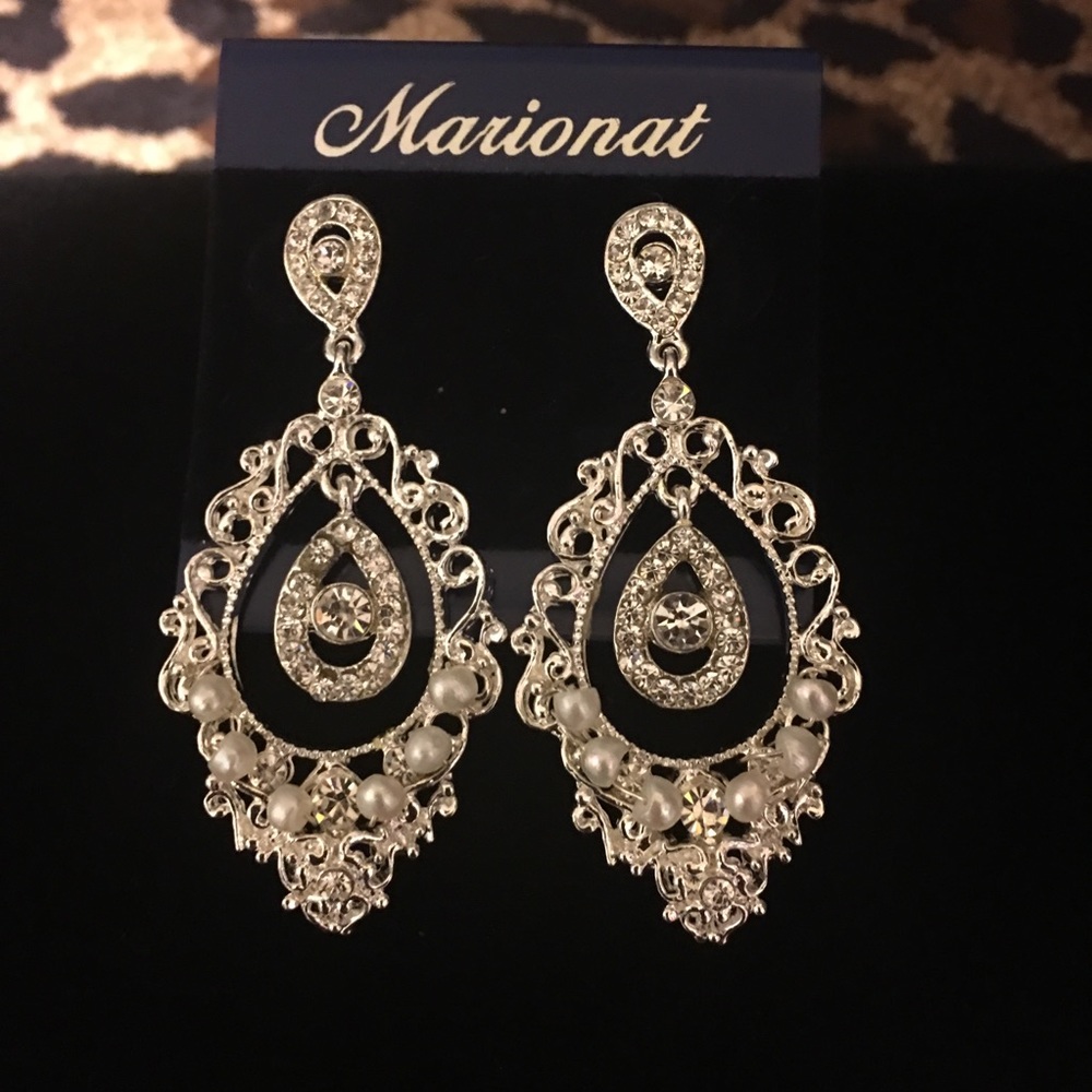 Marionat dazzling earrings